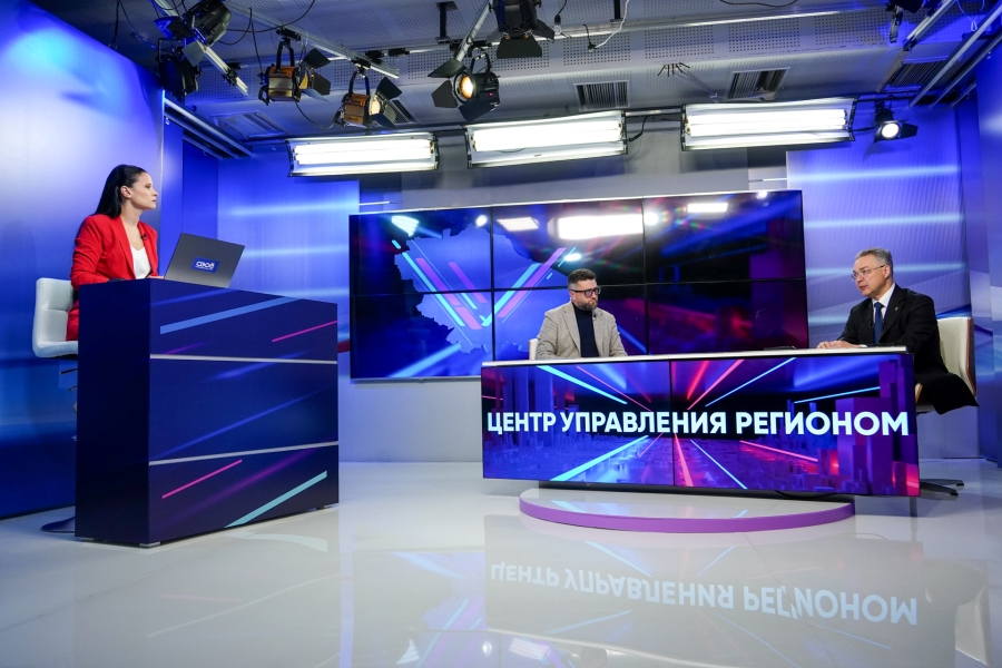 Аграрии на поле